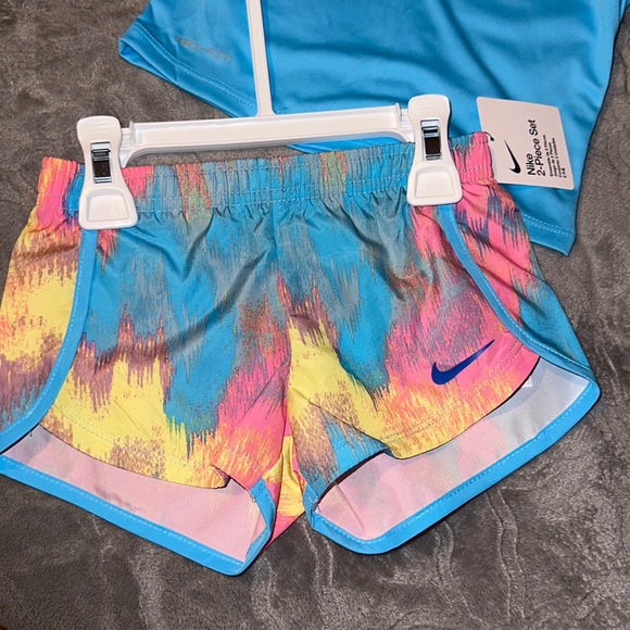 Nike Drifit matching set size 12m nwt - Picture 2 of 3